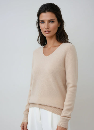 Elaira | Sweater with V-Neck and Long Sleeves